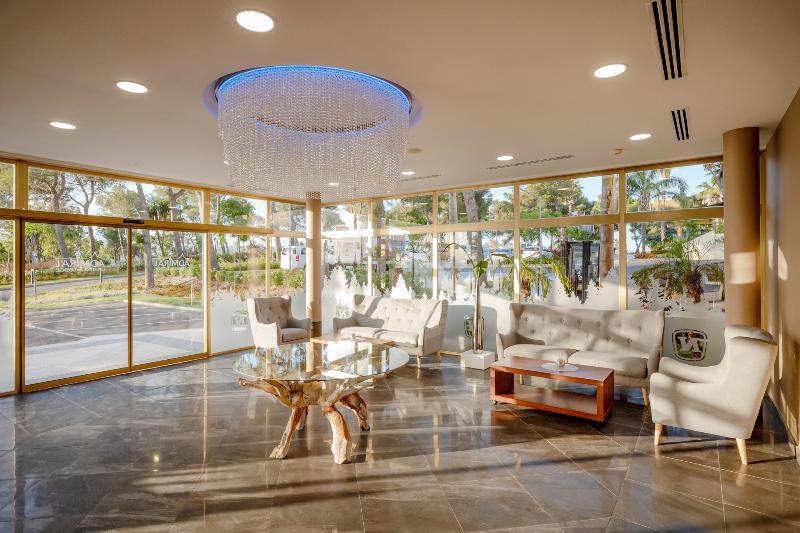 Hotel Admiral San Roque Bagian luar foto