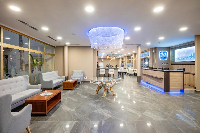 Hotel Admiral San Roque Bagian luar foto
