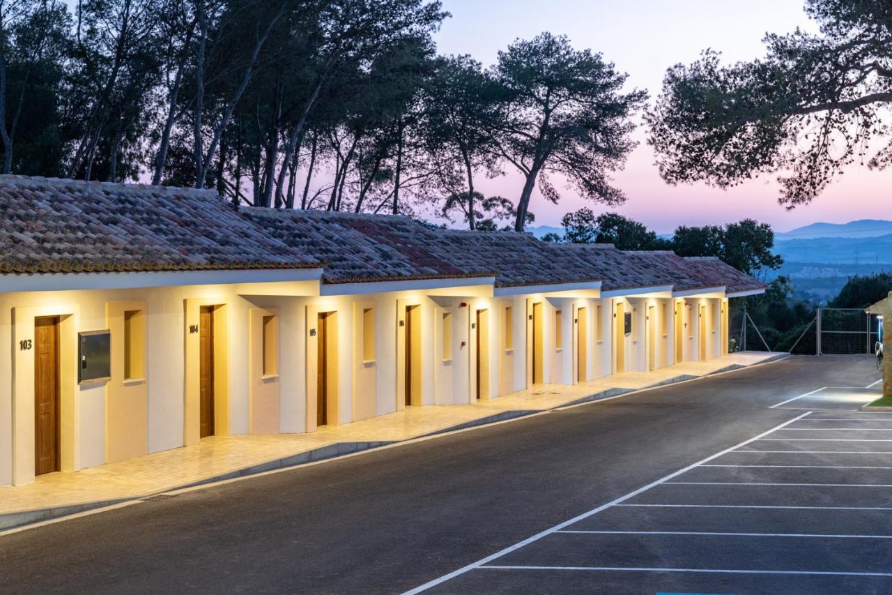 Hotel Admiral San Roque Bagian luar foto