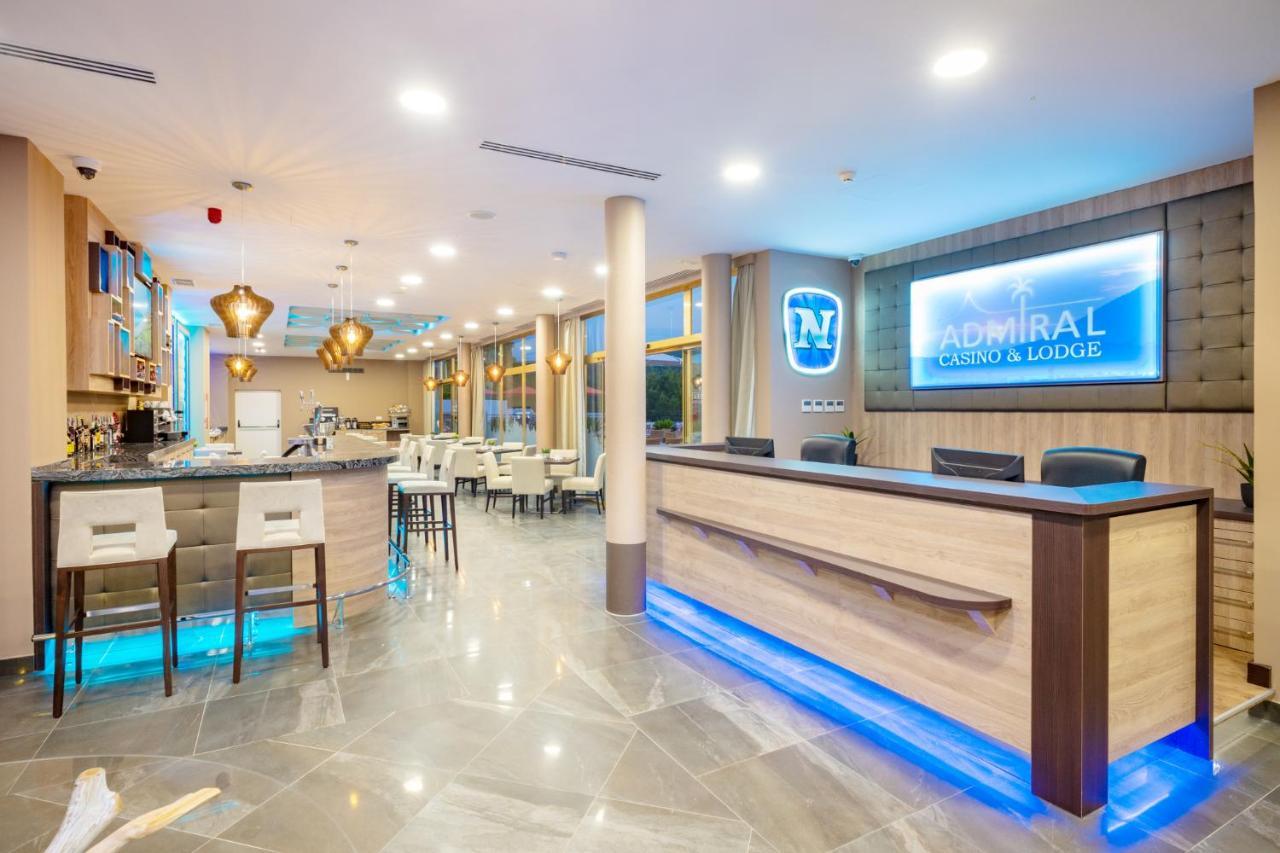 Hotel Admiral San Roque Bagian luar foto