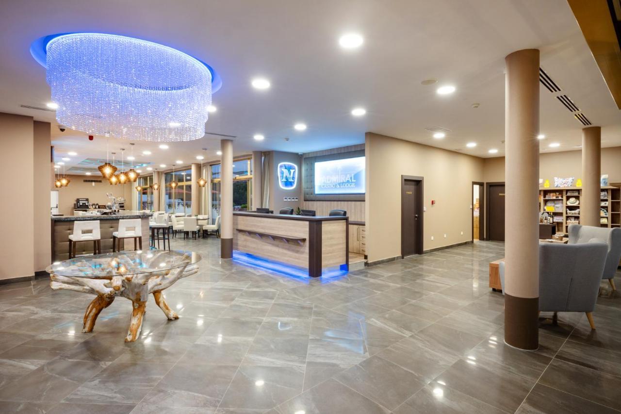 Hotel Admiral San Roque Bagian luar foto